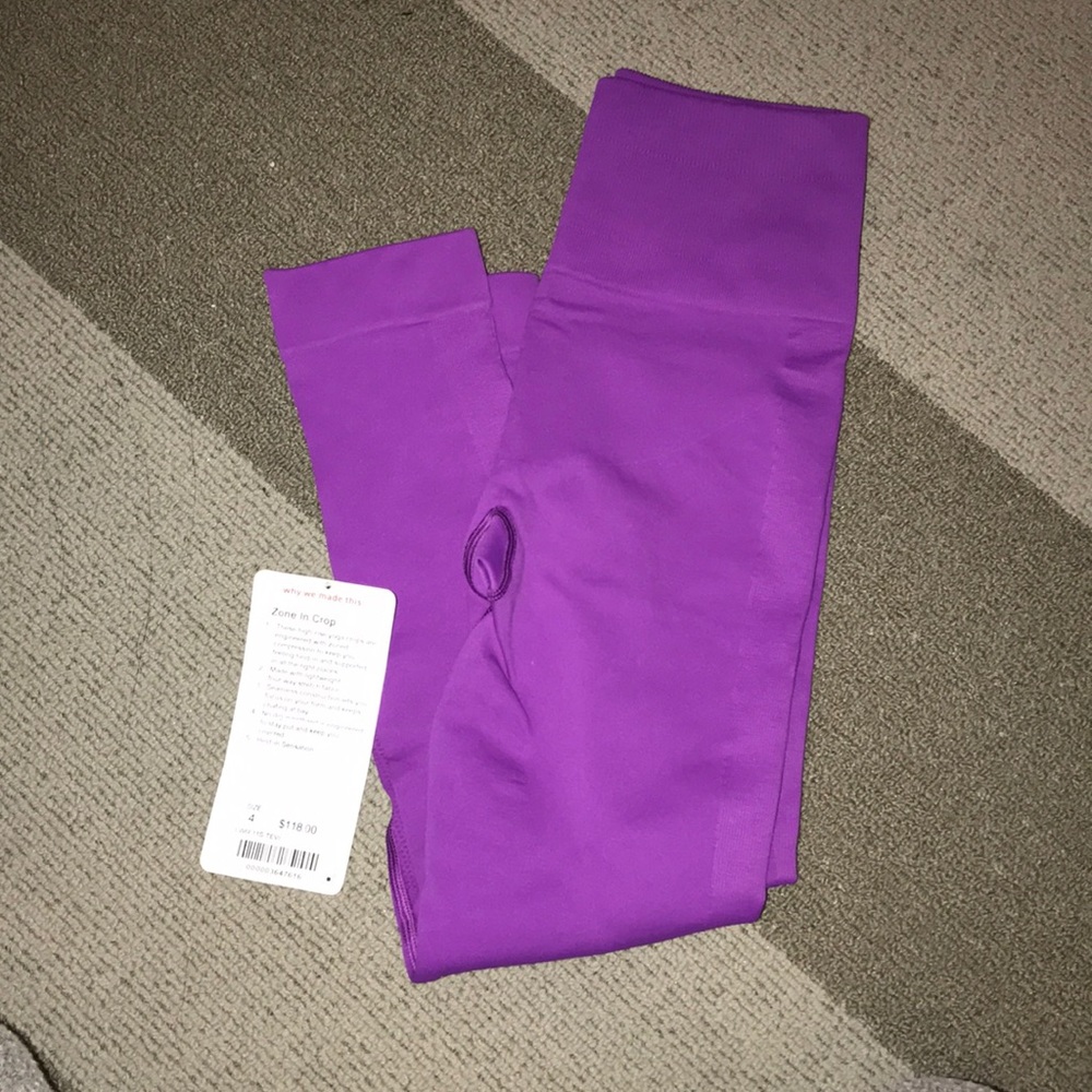 Done in crop lulu lemon leggings